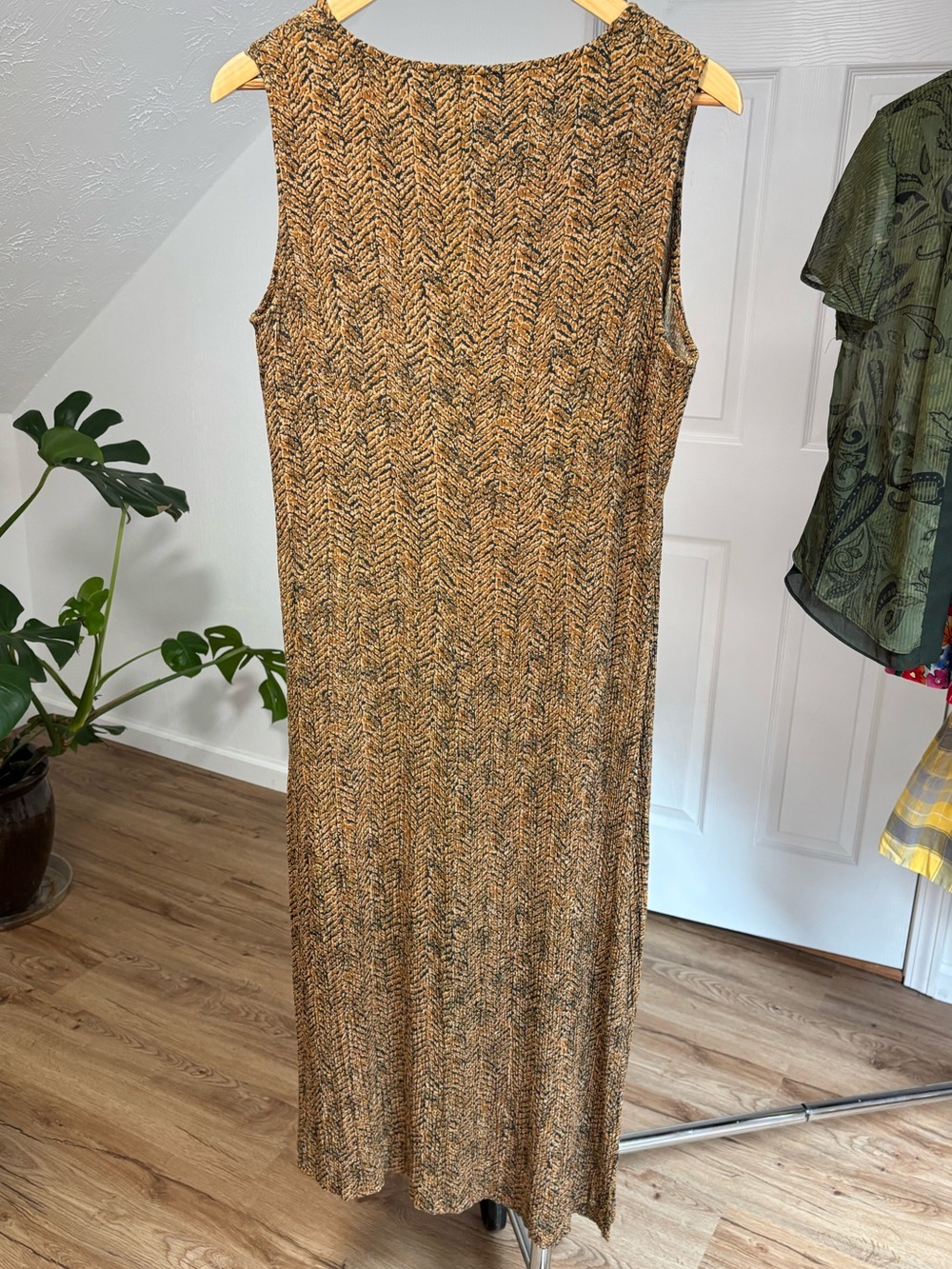90s lightweight geo boho maxi dress, size 16 - Picture 2 of 8